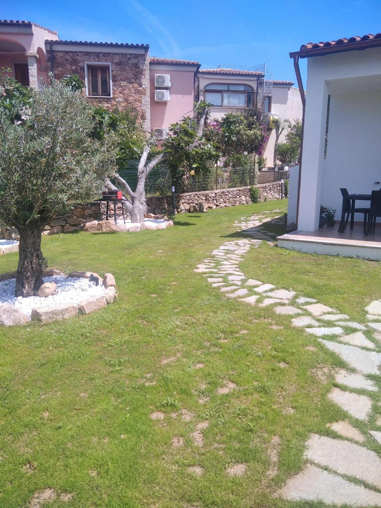 Villetta Cala D'Ambra San Teodoro  Eksteriør bilde